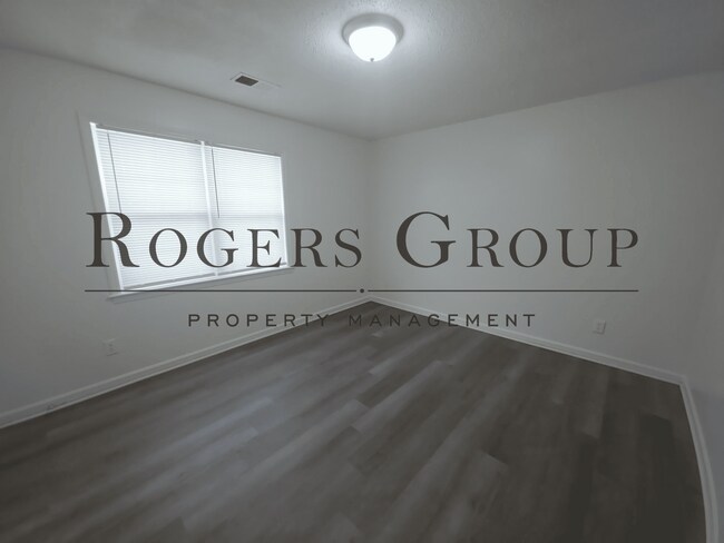 Building Photo - #450 - 228-230 Wilmington Ave Duplex