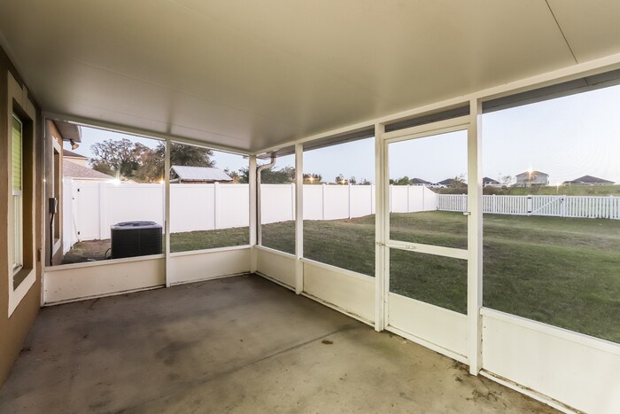 Building Photo - 13221 Waterford Castle Dr