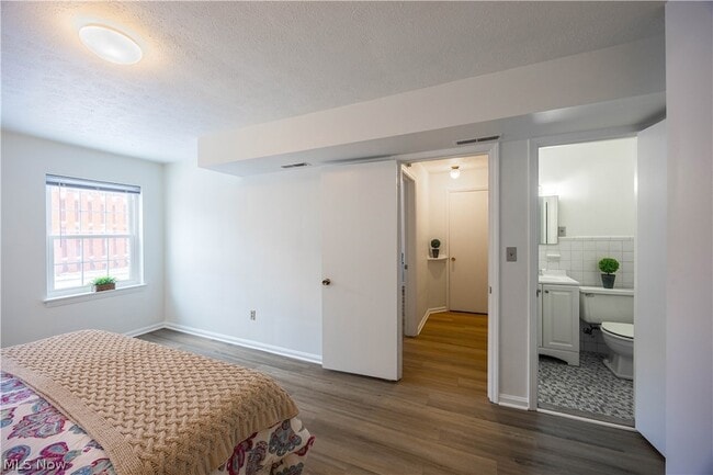 Building Photo - 19436 Van Aken Blvd