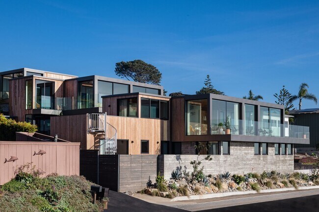 Building Photo - Fully Furnished, Modern Coastal Luxury with Stunning Ocean Views – 4BR/4BA Architectural Gem in C...