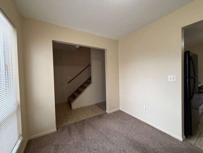 Building Photo - 6881-6887 Emerald Ave