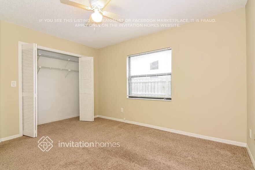 Building Photo - 14817 Farnham Way