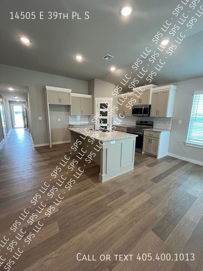 Building Photo - 14505 E 39th Pl S