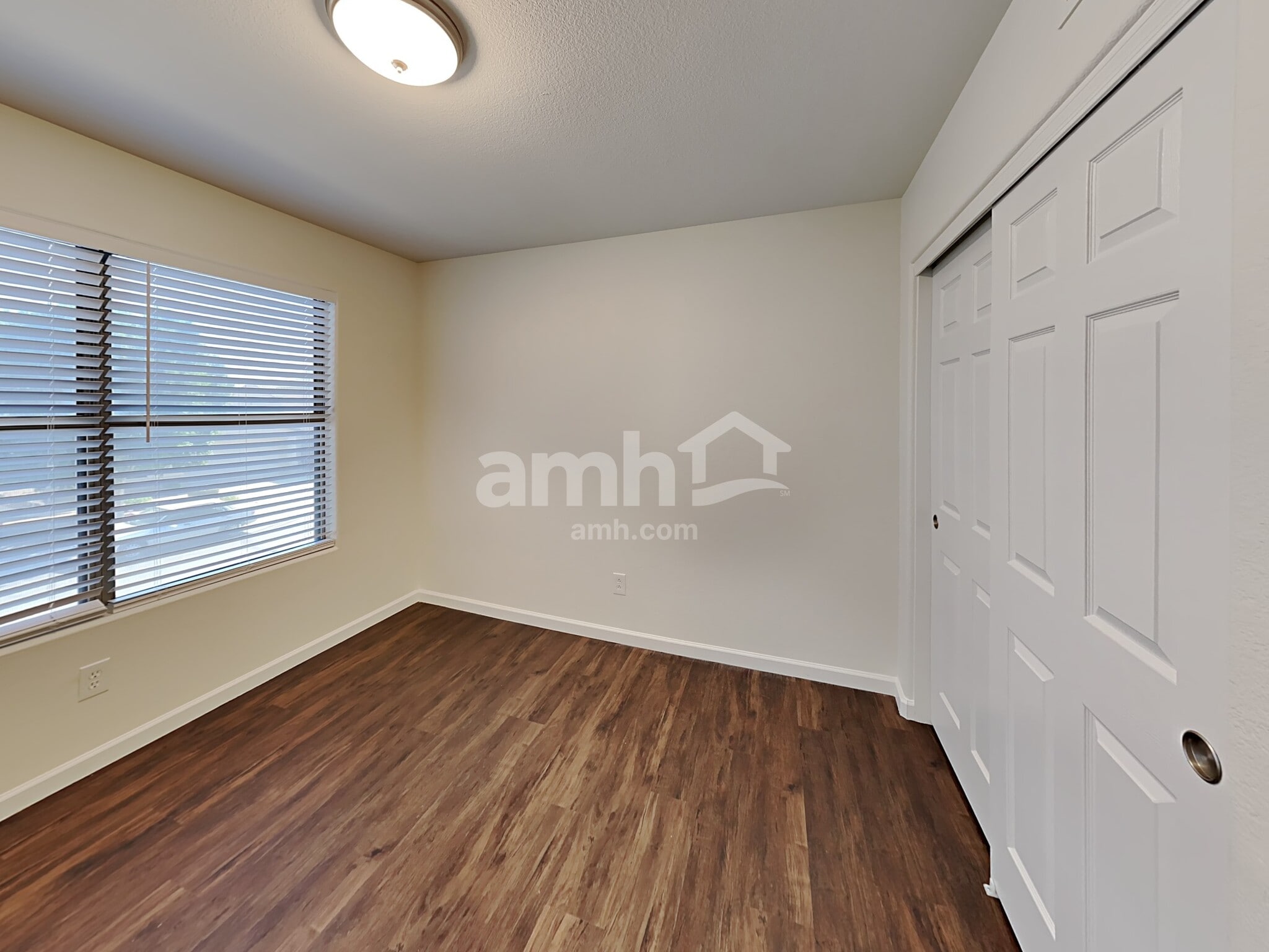 Building Photo - 12866 W Alvarado Rd