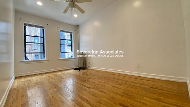 Building Photo - 4305 Broadway