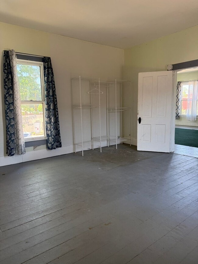 Building Photo - Big Character. Bigger Home in this 4 Bedroom-1 Bathroom charmer