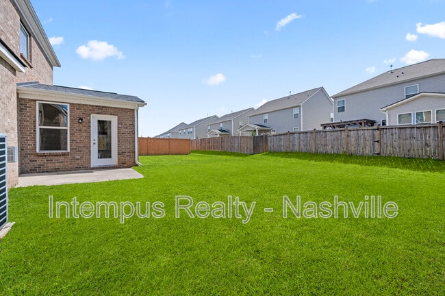 Building Photo - 2637 Miranda Dr