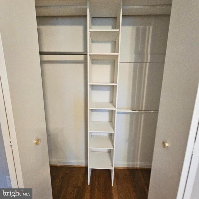 Building Photo - 3727 Ingalls Ave