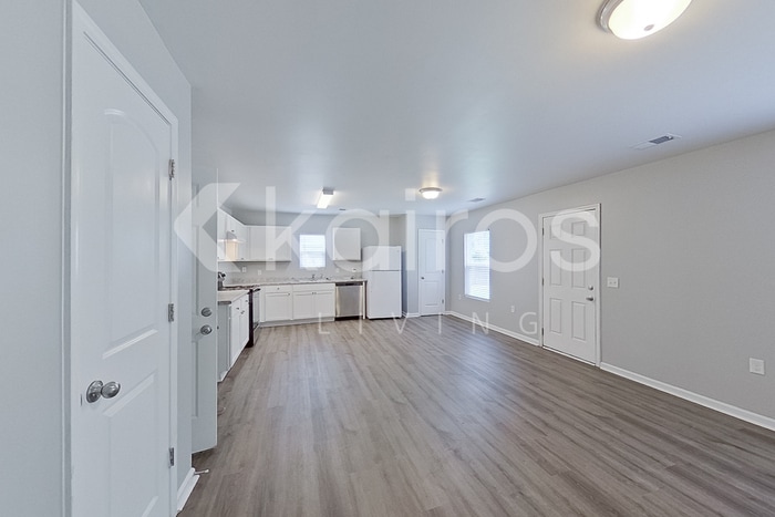 Building Photo - 138 Amber Mill Cir