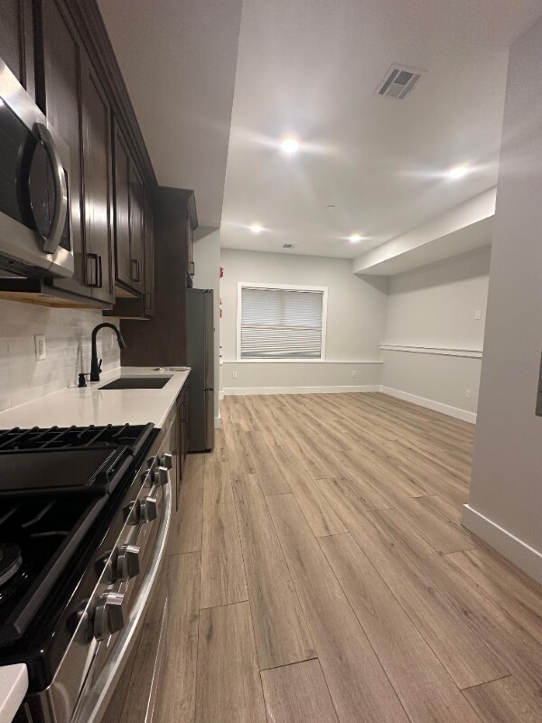 Building Photo - 56 Brill St