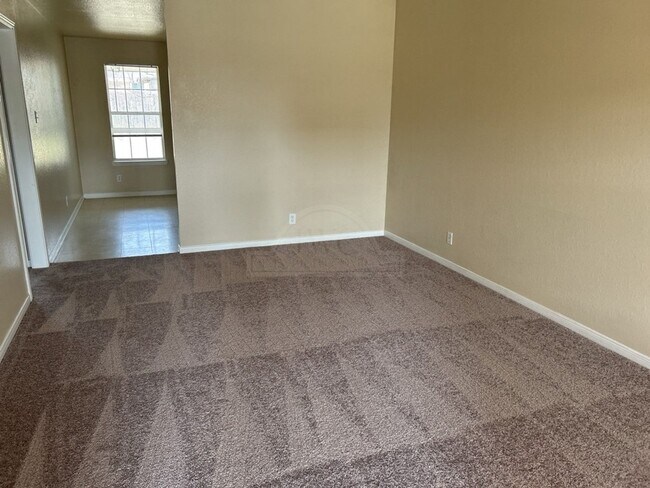 Building Photo - 1805 Windward Dr