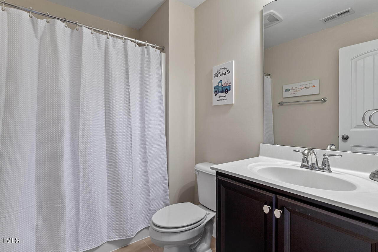 Building Photo - 550 Balsam Fir Dr
