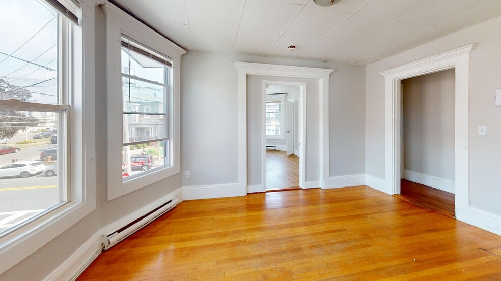 Building Photo - 43 Hancock St