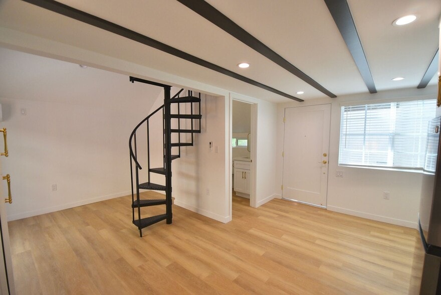 Building Photo - 2906 Griffith Park Blvd