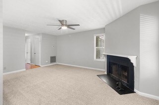 Building Photo - 663 Bartons Landing Pl