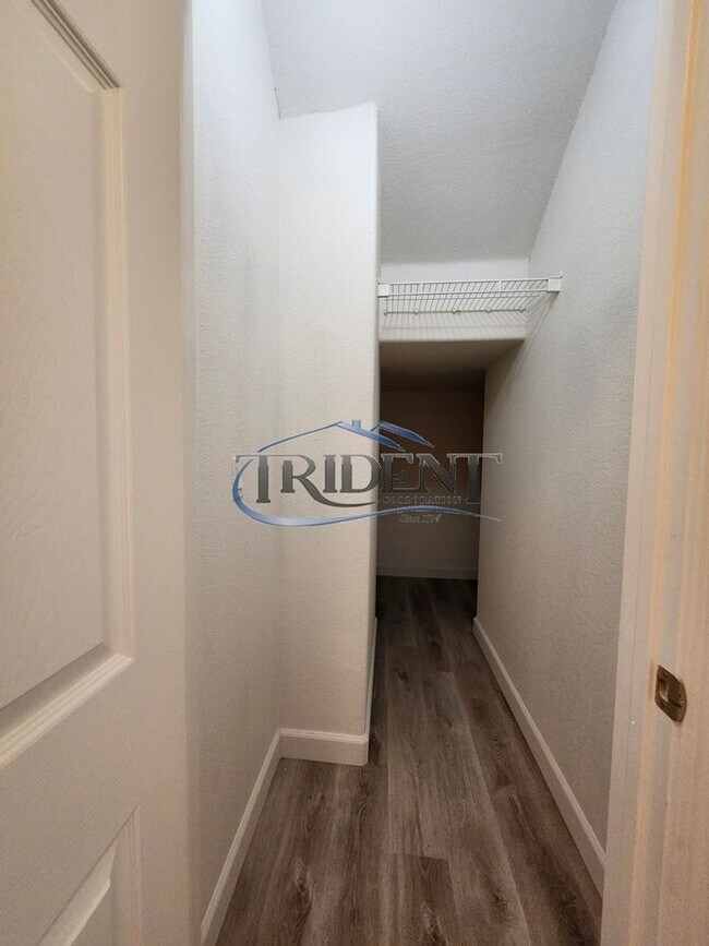 Building Photo - 1218 Galston Dr