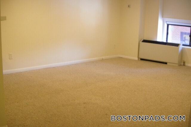 Building Photo - 62 Boylston St