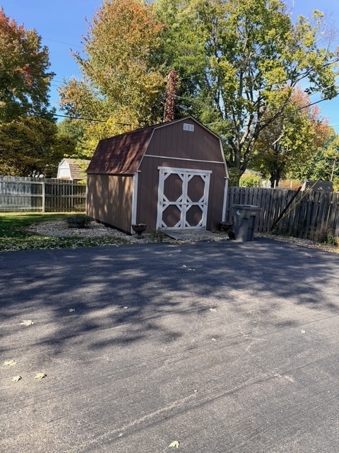 Building Photo - 6718 Twin Brooks Dr