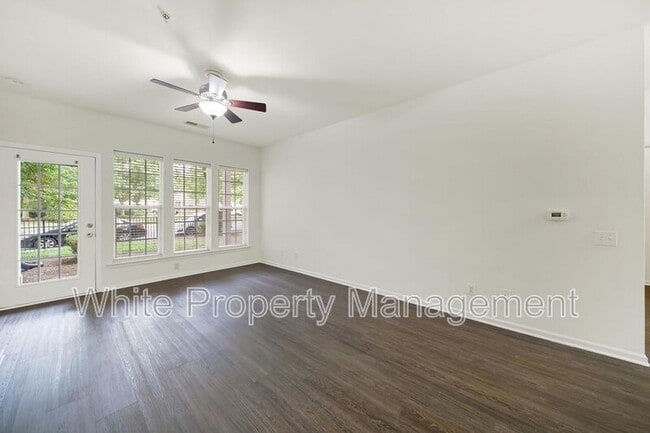 Building Photo - 15011 Santa Lucia Dr