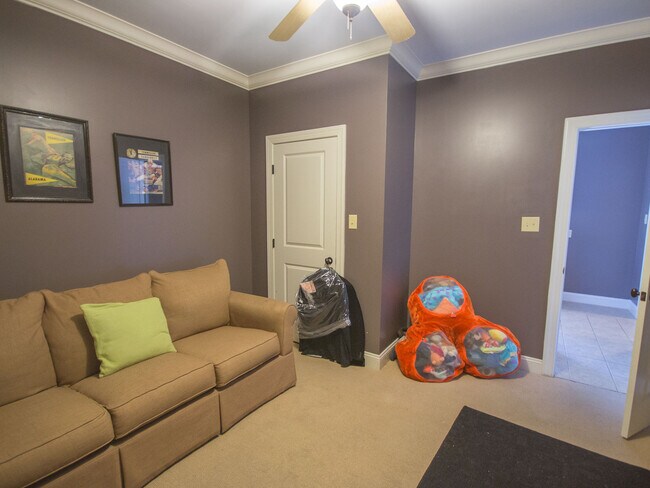 Building Photo - Luxury Living in Canebrake – Spacious, Stylish & Perfectly Located!