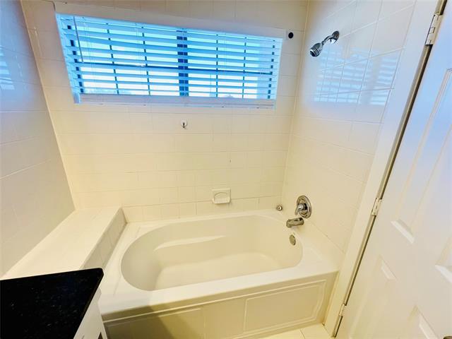 Building Photo - 5757 E University Blvd