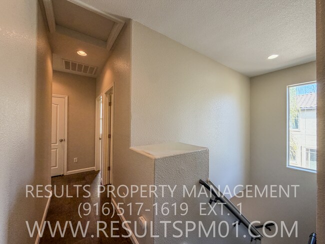 Building Photo - Lovely Sacramento 4 bedroom Home