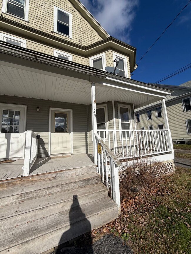 Building Photo - 27-29 Dalton Ave