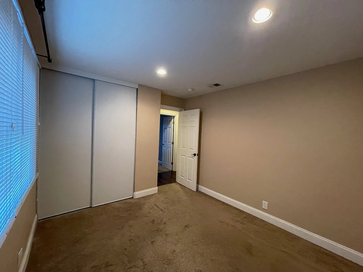 Building Photo - 1664 Messina Dr