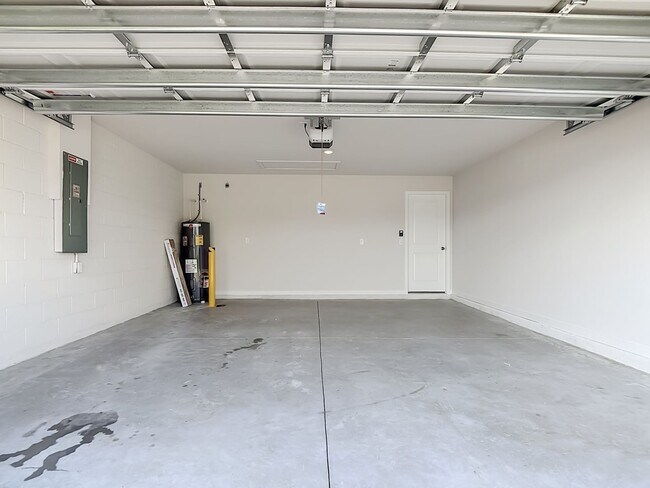 Building Photo - 14168 Hemingway Oaks Trl