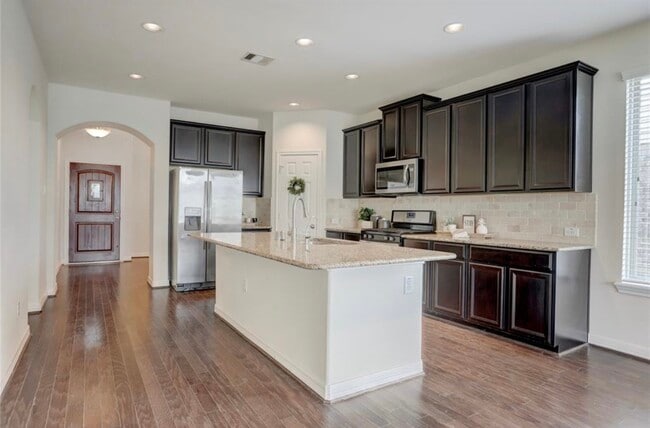 Building Photo - 9972 Spring Rock Ln