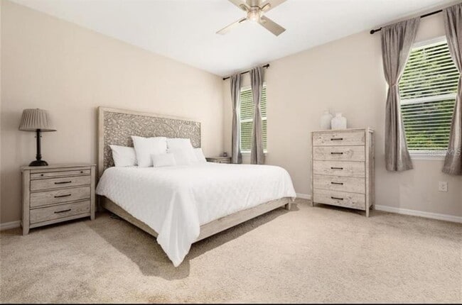 Building Photo - 32959 Sand Creek Dr