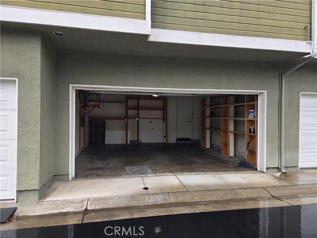 Building Photo - 13221 Royalcrest Ct