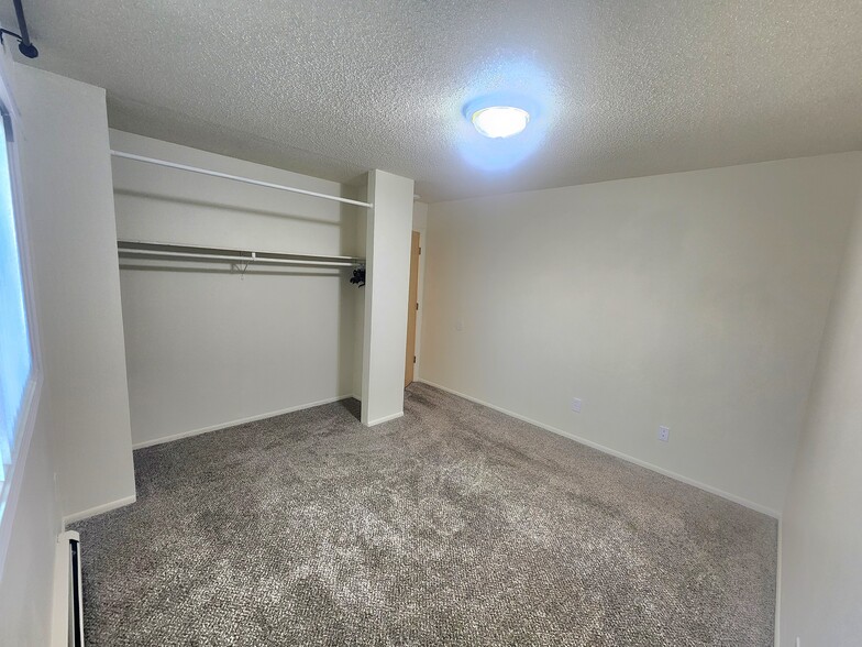 2nd Bedroom - 4004 Cope St