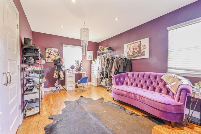 Building Photo - 972 South End