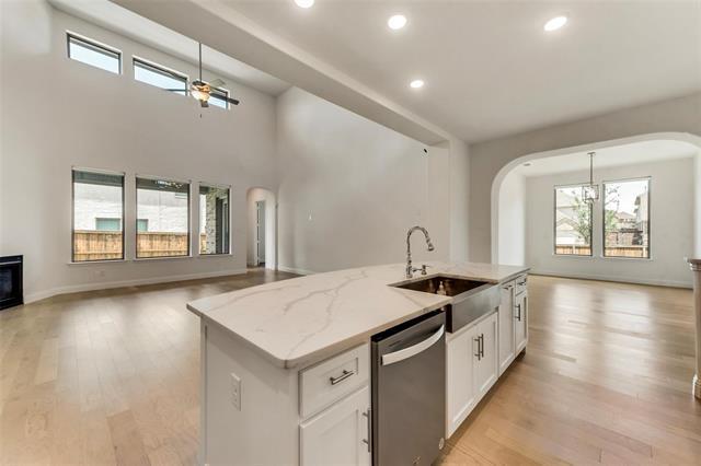 Building Photo - 4601 Parkridge Dr