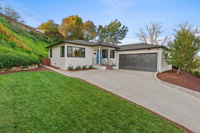 Building Photo - 531 Rindge Ln