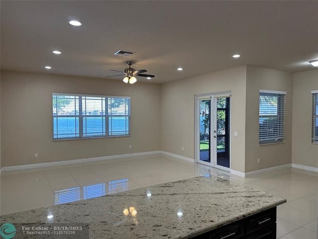 Building Photo - 9751 Blue Isle Bay