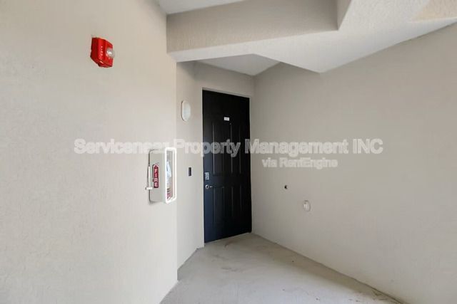 Building Photo - 17108 Vardon Ter