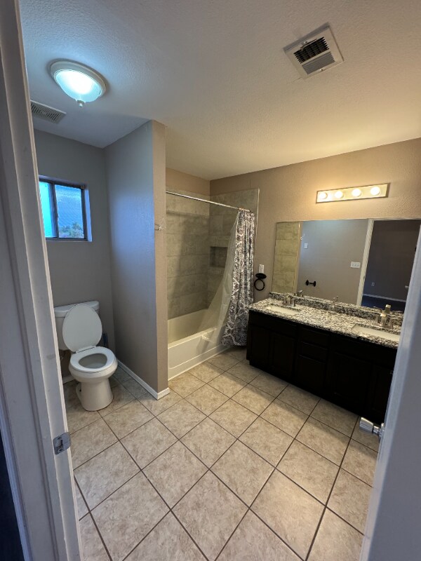 Building Photo - 128 Tierra Vista Dr