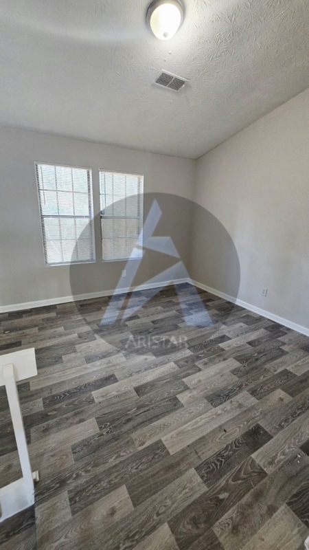 Building Photo - 3968 Wood Path Dr