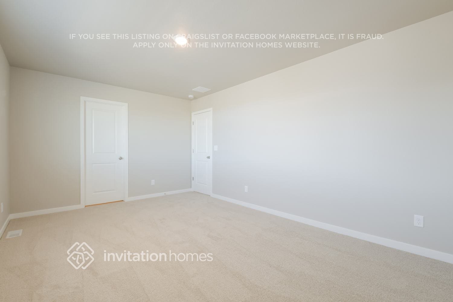 Building Photo - 7216 Dolores Ave