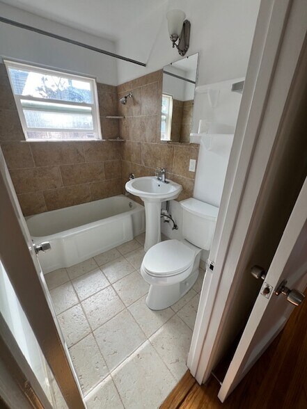 Building Photo - 4175 4th Ave