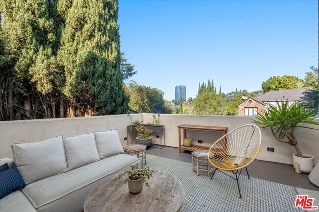 Building Photo - 3479 Oak Glen Dr