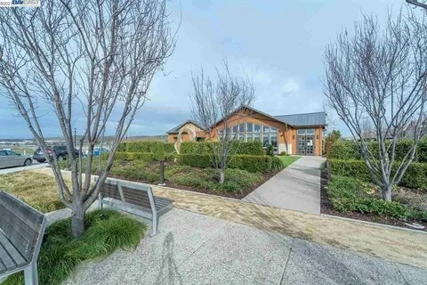 Building Photo - 833 Tranquility Cir