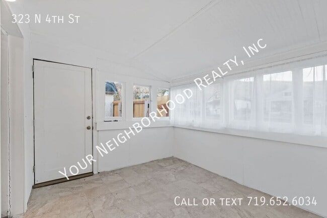 Building Photo - 323 N 4th St