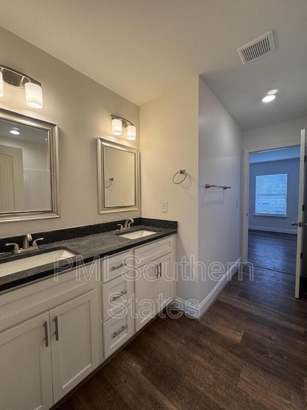 Building Photo - 200 Clarus Crk Way