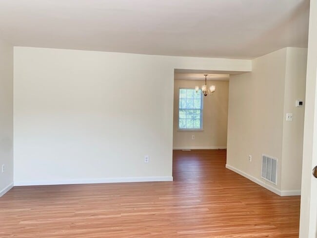 Building Photo - Welcome home!