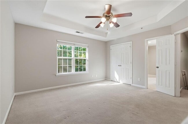 Building Photo - 218 Ranier Ct.