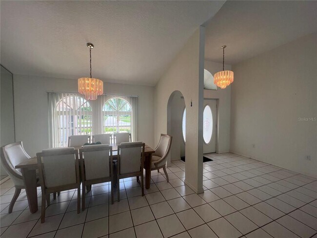 Building Photo - 2300 Mauritania Rd