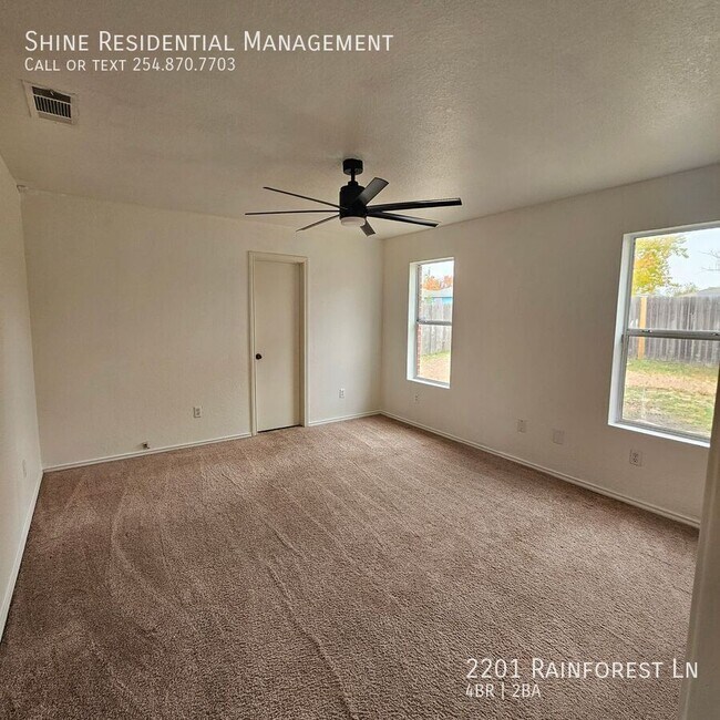 Building Photo - 2201 Rainforest Ln